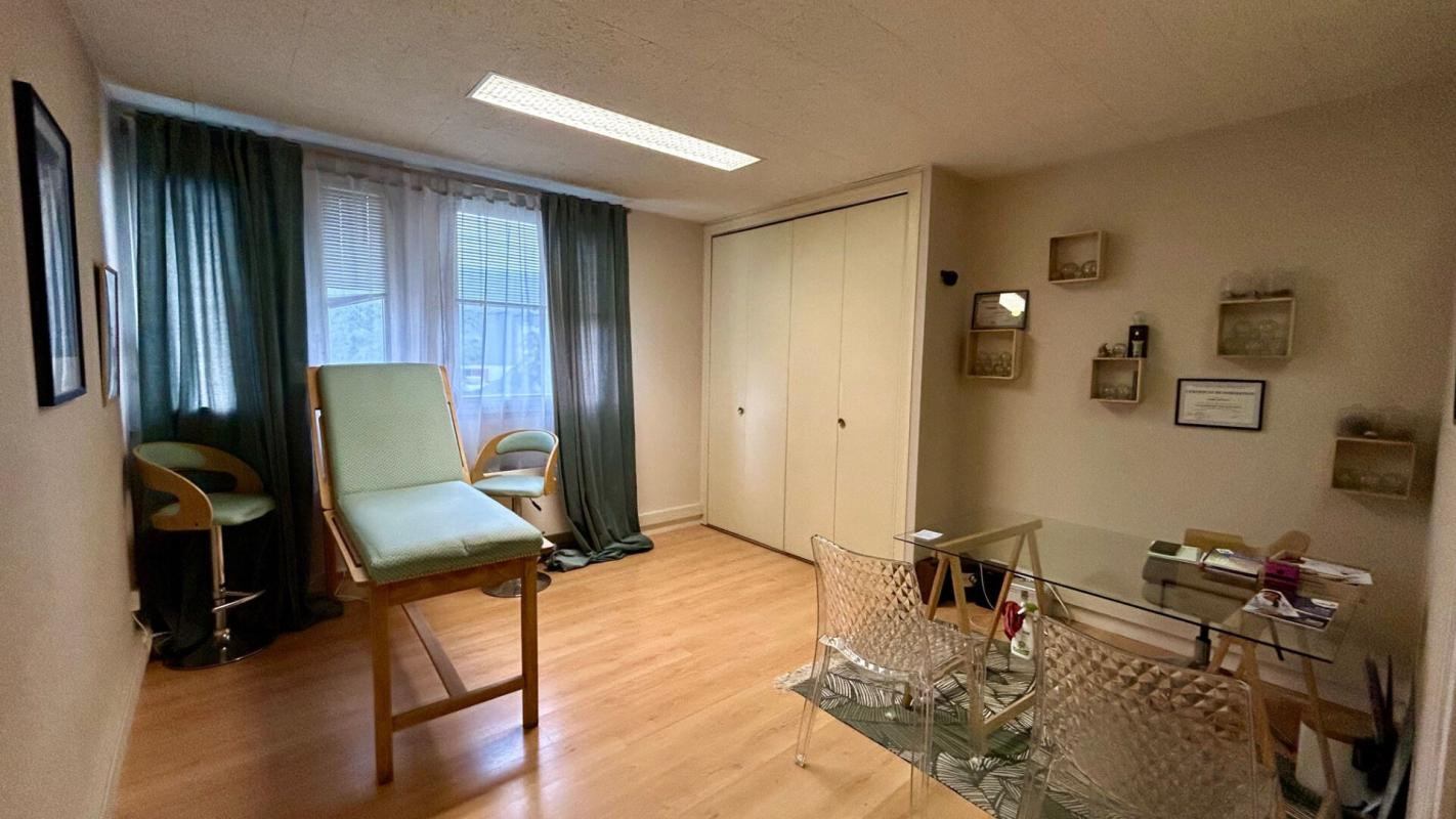BUREAU  21 m2 - SAINT MALO - GARE