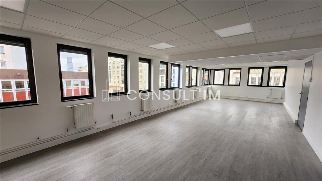 A louer bureaux au coeur de Clichy avec accès PMR
