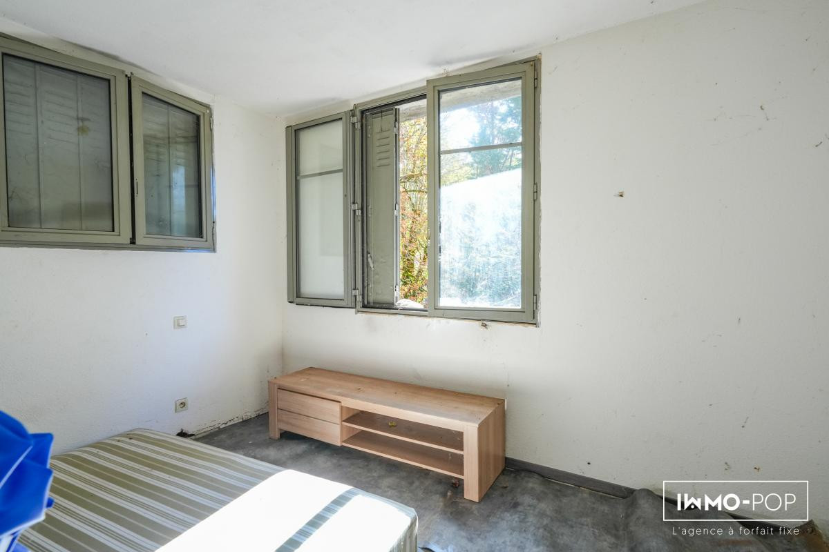 Immeuble de 260m2 à Puy-l'Evêque