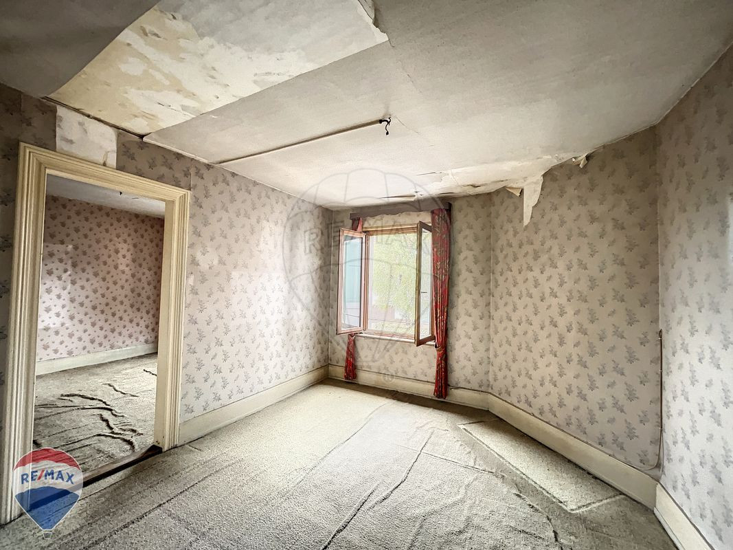 Immeuble 7 chambre(s) à vendre