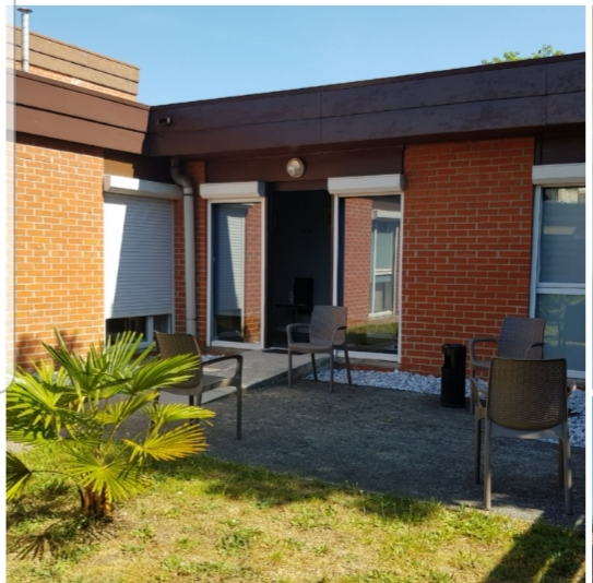Location salle de soins dans cabinet paramédical situé à Eragny sur Oise (95 limite 78)