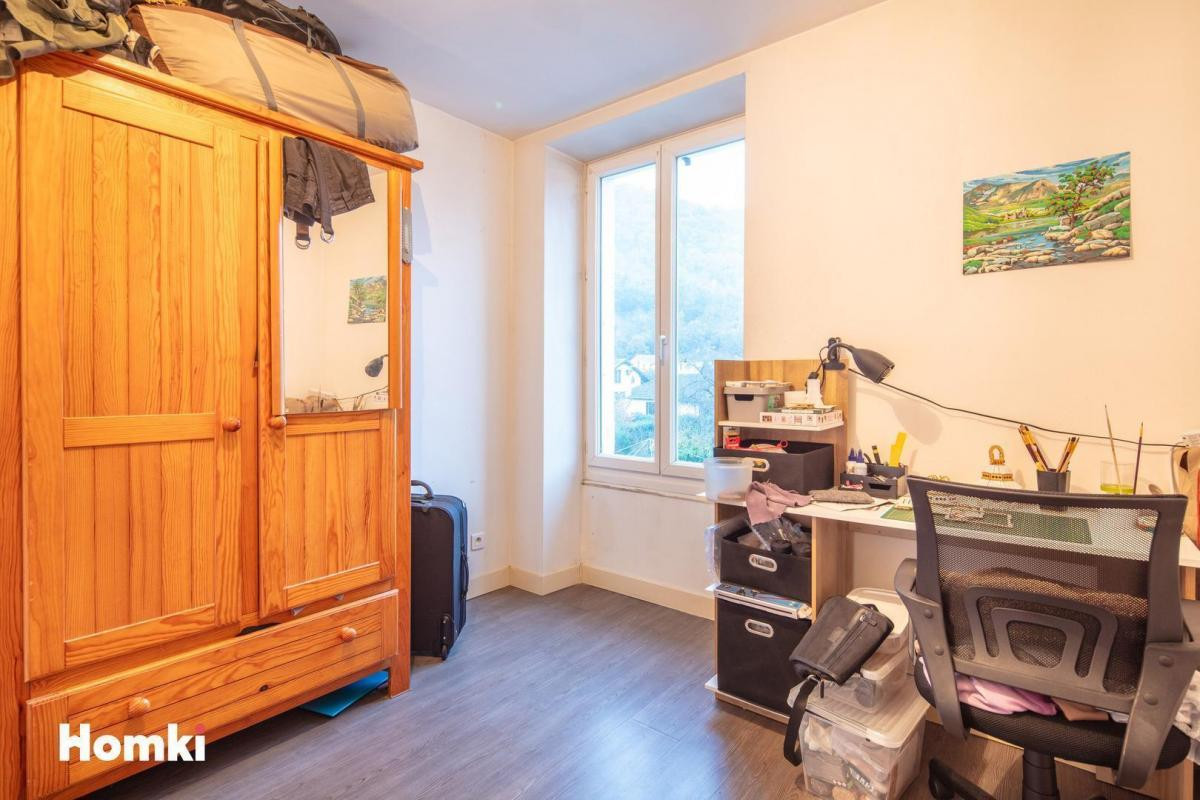 À vendre : Immeuble de rapport à Jarrie – Opportunité d’investissement locatif