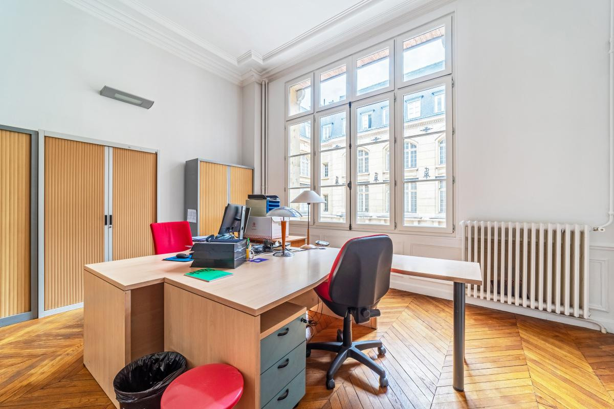 Bureaux à louer - 476 m² - Paris 4