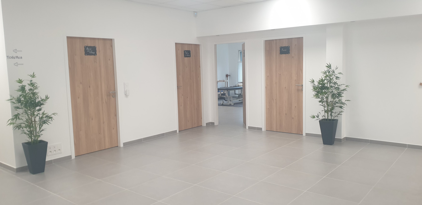 local 17m² au sein d'une maison medicale neuve de 5 locaux tout confort