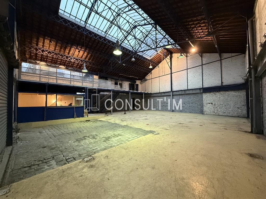 Bâtiment indépendant à louer Paris 13