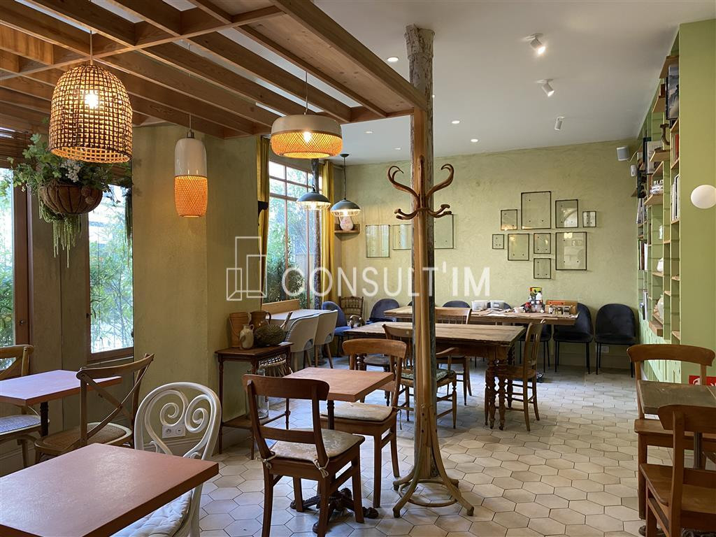BELLE OPPORTUNITE ! restaurant avec possibilité d'extraction - terrasse sur rue piétonne