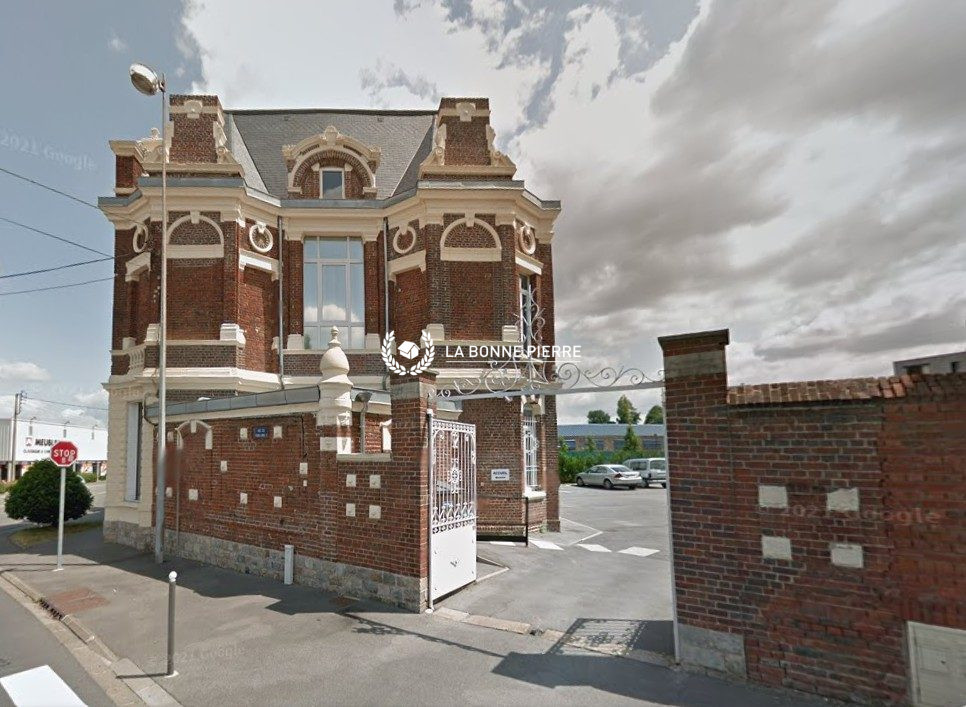 A vendre immeuble professionnel Cambrai 8,59% net
