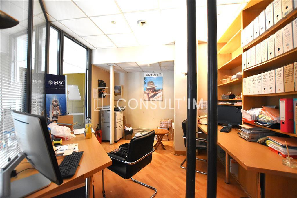 Bureaux à louer à proximité de l'avenue Marceau