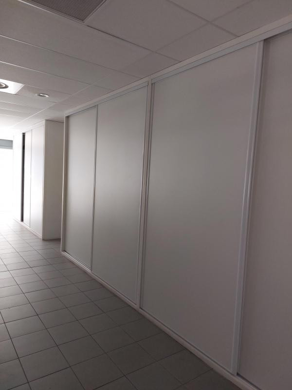 LOCAL PROFESSIONNEL OU COMMERCIAL - MONTEUX (84)