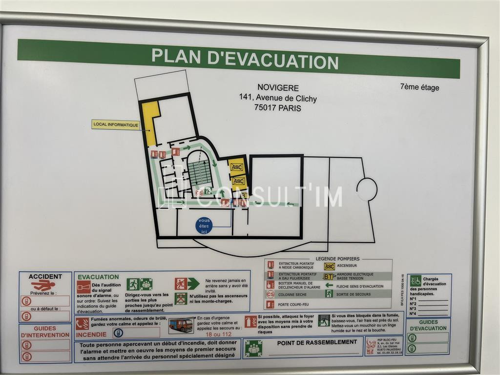 A proximité du métro Brochant à louer bureaux de 340 m² lumineux