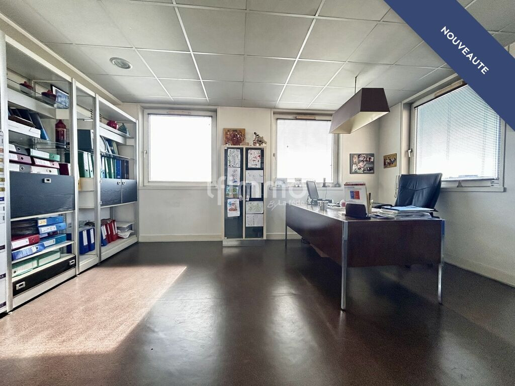 Bureaux 100m2 , gare de Bondy, 2e Étage, Ascenseur