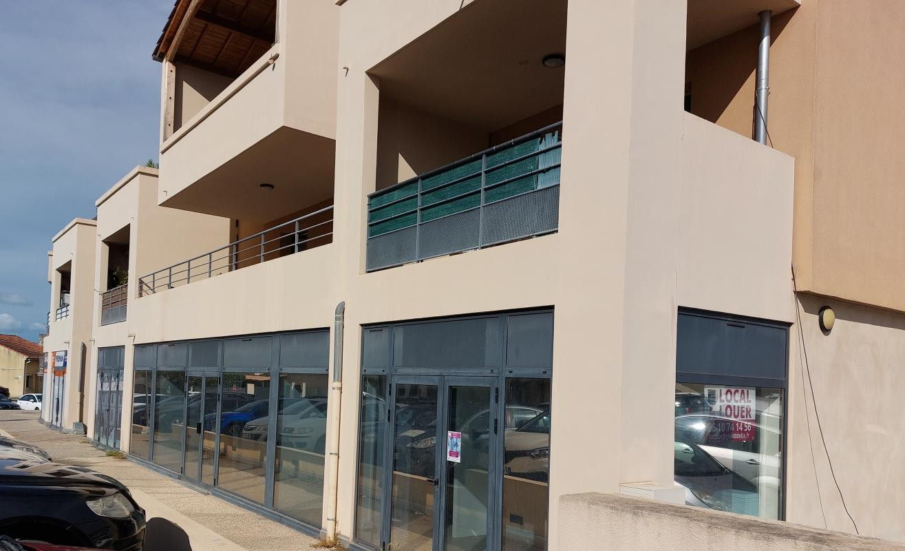 A louer - LOCAL PROFESSIONNEL - MONTEUX - 262,30 m²