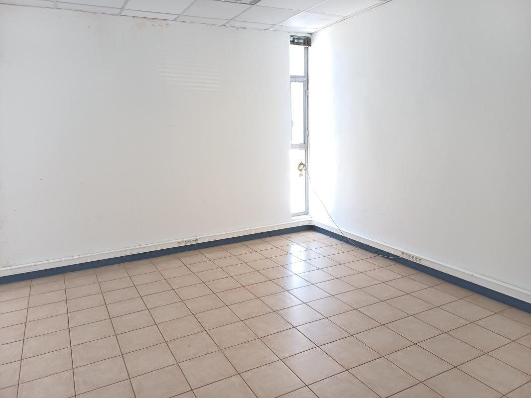 Local commercial 123 m² Nord