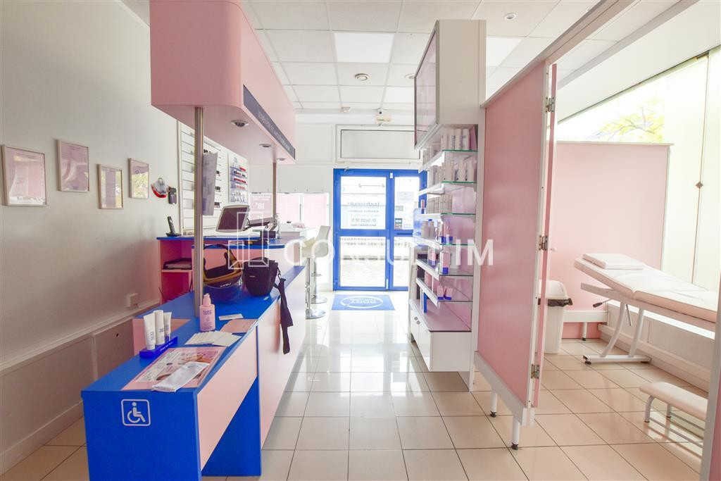 Boutique à louer dans le centre ville de Colombes