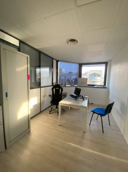 Bureaux à louer de 183m²