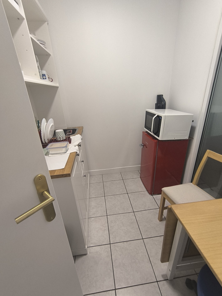 loue pièce 16 m 2 valenciennes