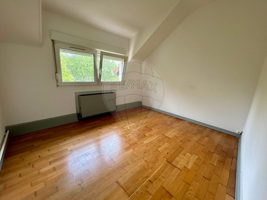 Immeuble 2 chambre(s) à vendre