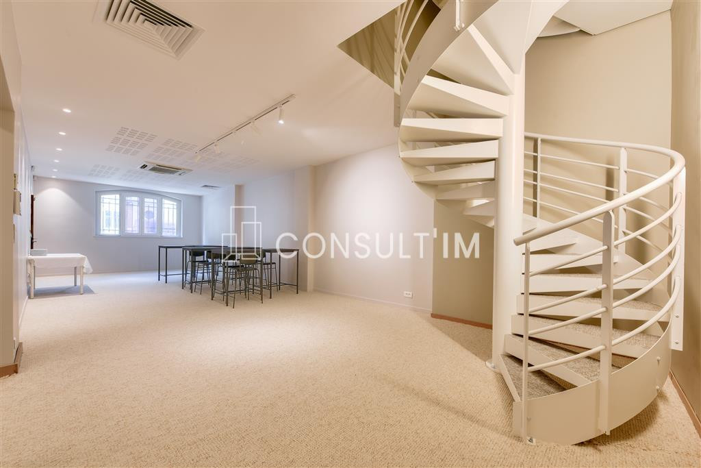 Bureaux dans hôtel particulier