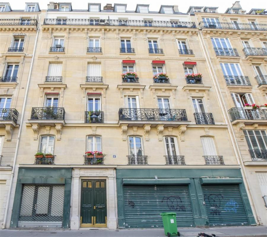 M° Wagram, local professionnel de 44 m² à vendre