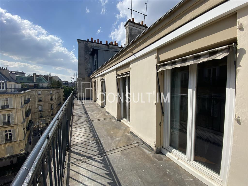 A deux pas de la Place de la Madeleine, bureaux rénovés avec terrasse de 20m²