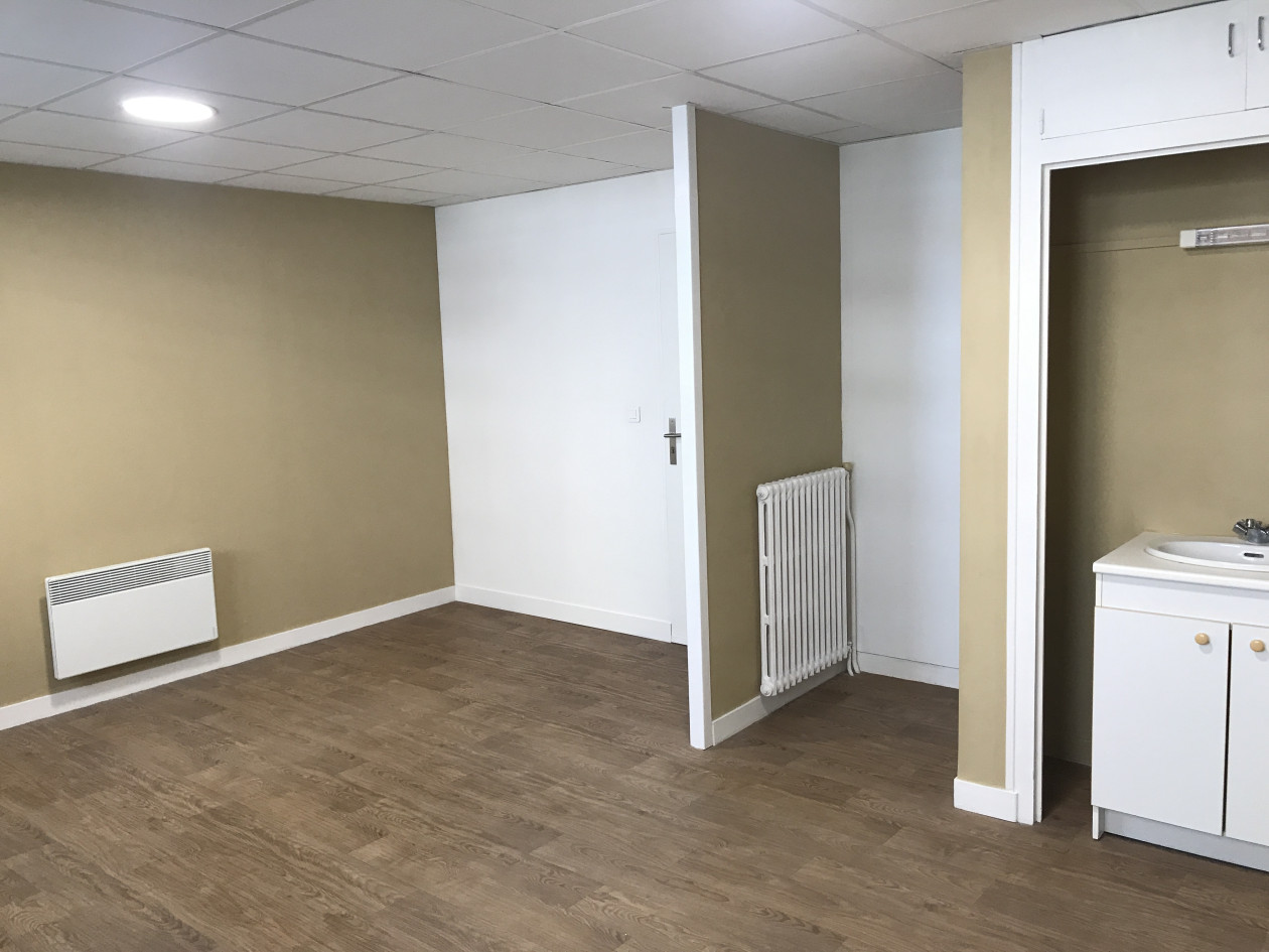 À LOUER Bureau 20 m2 insonorisé - temps plein > Nantes - Beauséjour