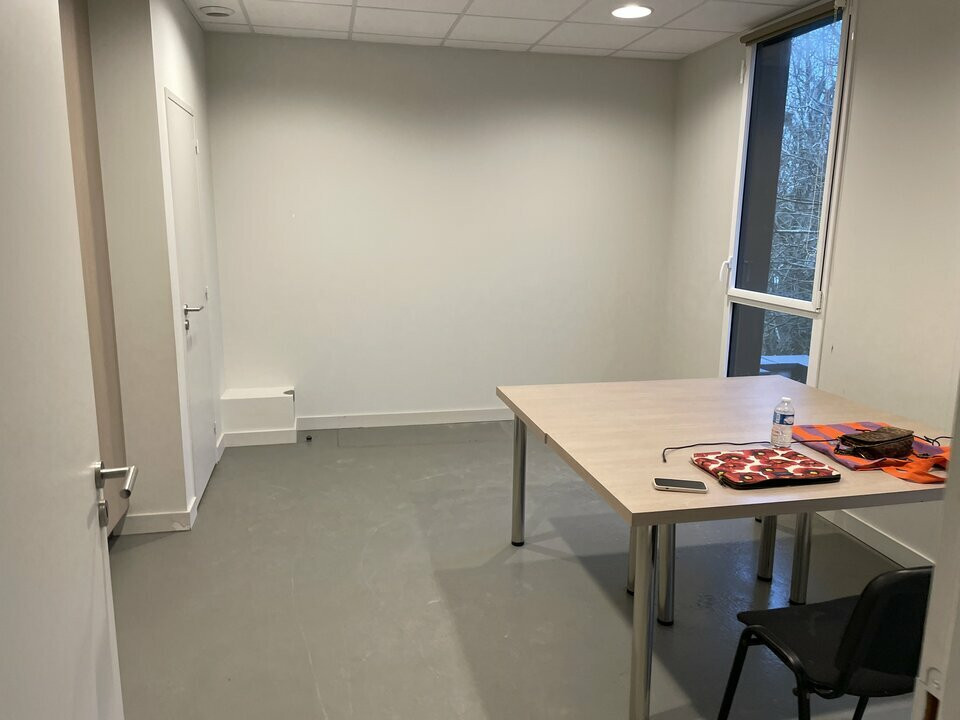 BUREAUX A VENDRE