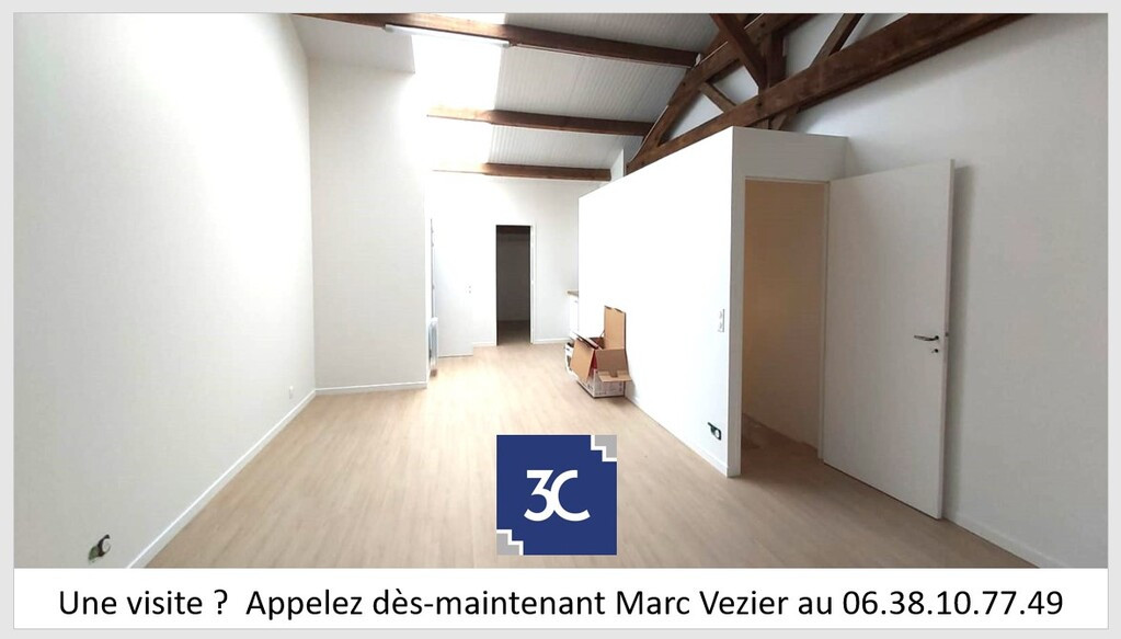 Entrepôt 140 m2 dont bureaux isolés neuf accès rapide autoro