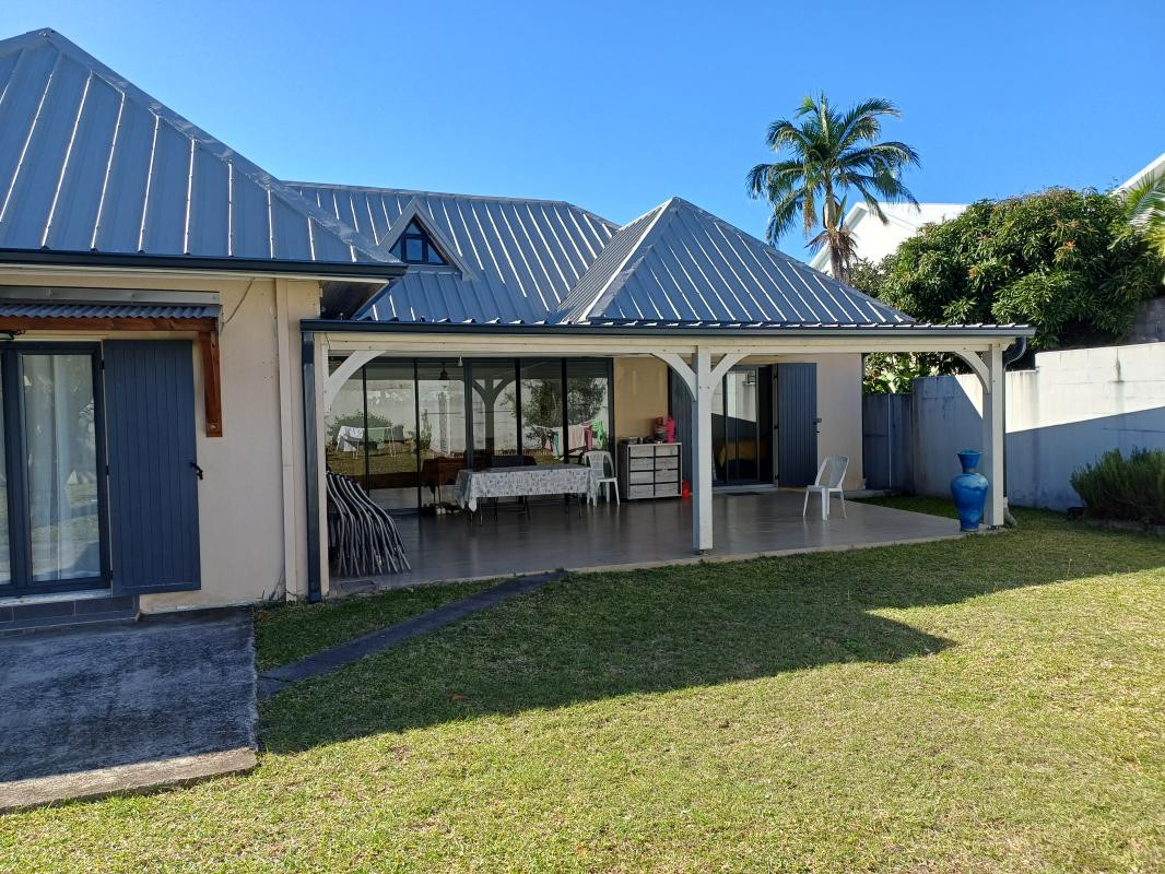 Villa à usage professionnel 214.24 m²