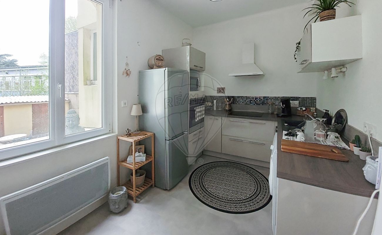 Immeuble 7 chambre(s) à vendre