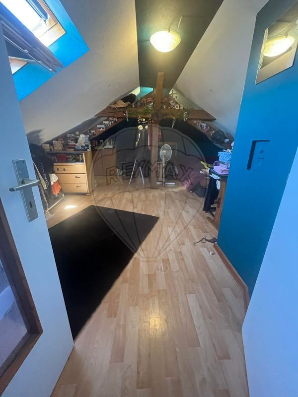 Immeuble 7 chambre(s) à vendre