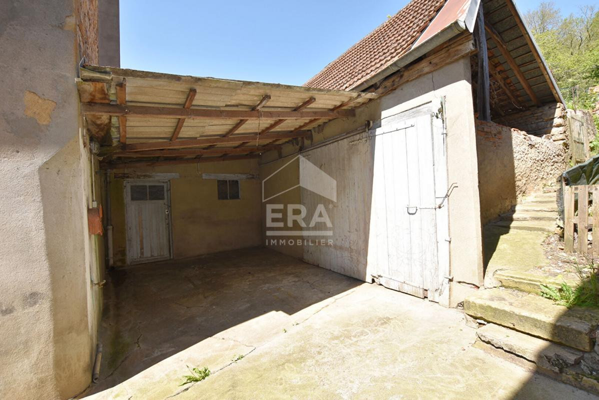 Immeuble, dépendances et terrain à vendre - Iguerande