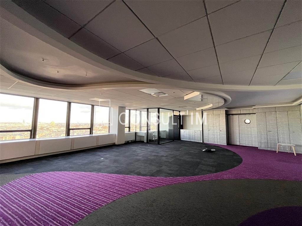 Tour Montparnasse, à louer une surface de bureaux de 646,5 m²