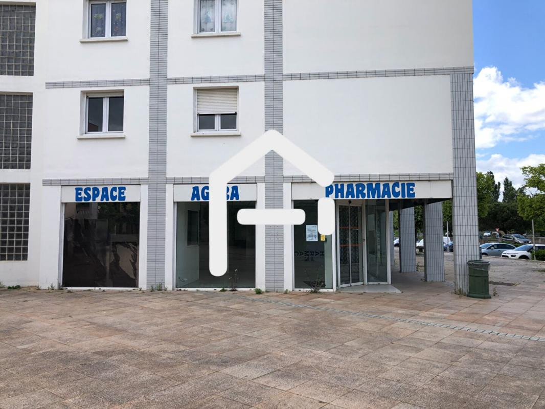 LOCAL COMMERCIAL TYPE BUREAUX