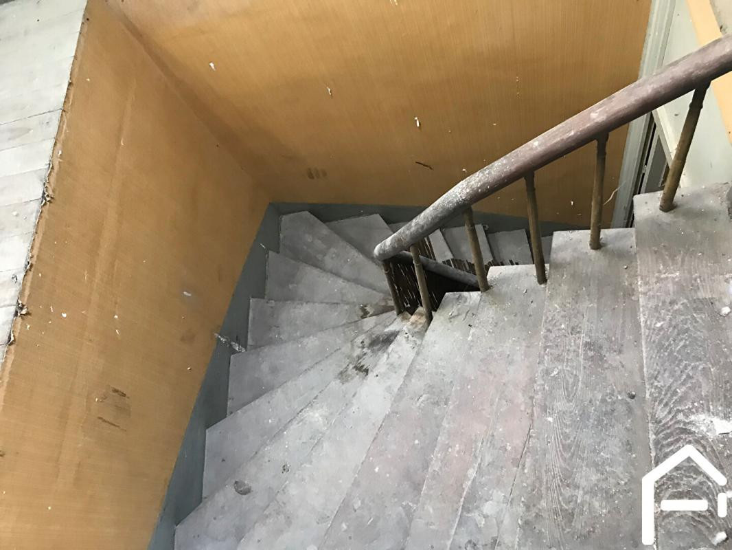 Maison de ville/Immeuble Mussidan 8 pièce(s) 170 m2