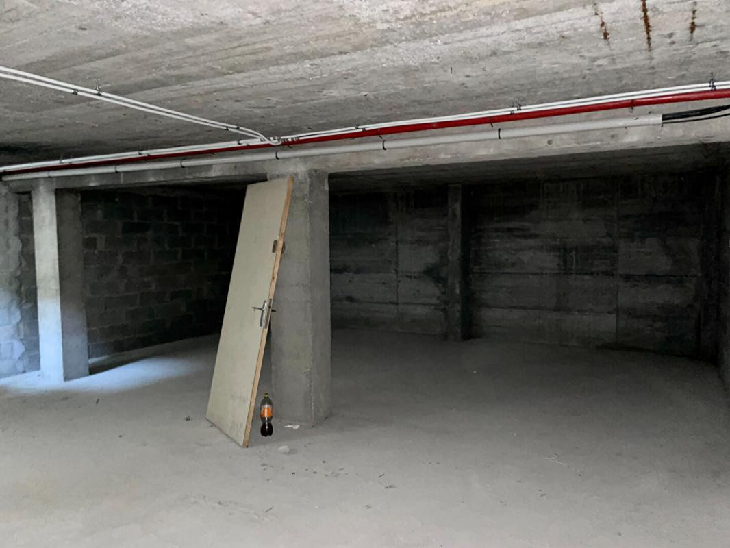 Local commercial, emplacement de premier choix