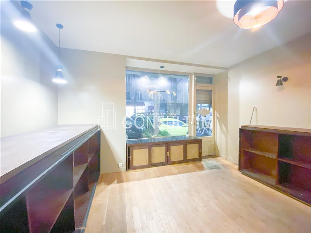 Métro Brochant, boutique de 20 m²