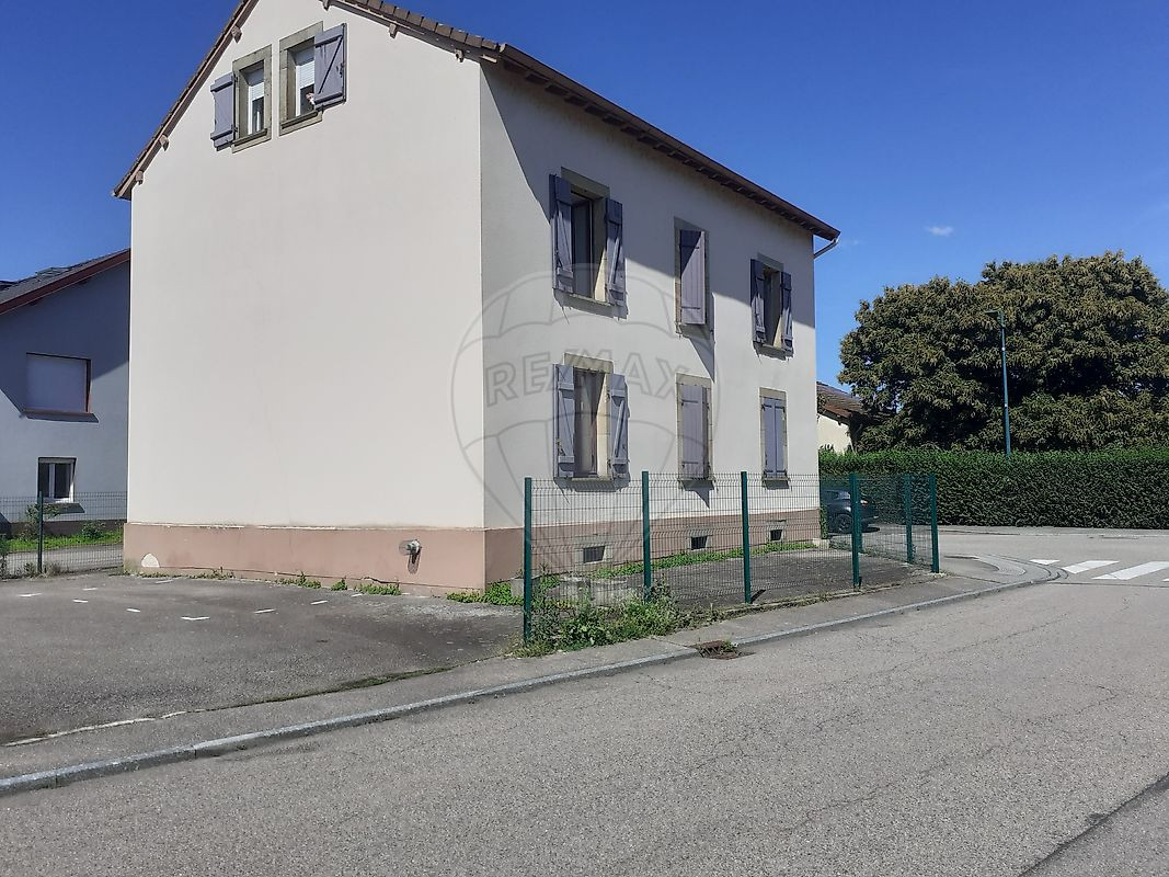 Immeuble 6 chambre(s) à vendre
