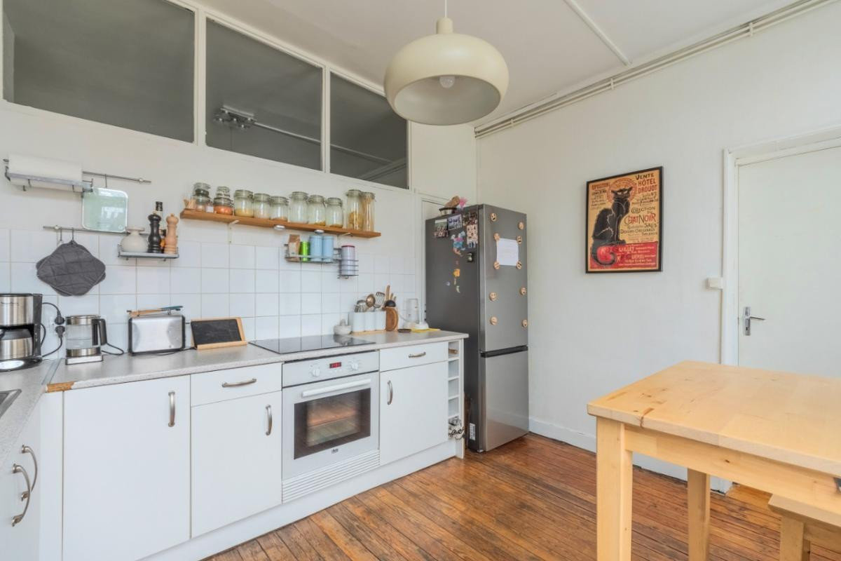 Immeuble d'exception de six lots vendu loué