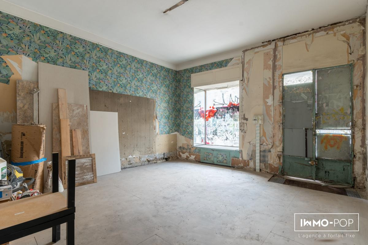 Local commercial de 80m2 et 70m2 de caves à Bordeaux Fondaudège