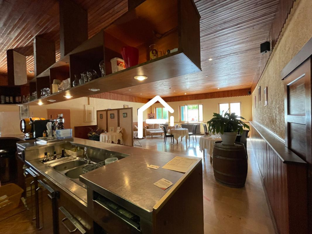 Local commercial  Bar, restaurant, chambres d'hôtes  Deux Rivieres 460 m2