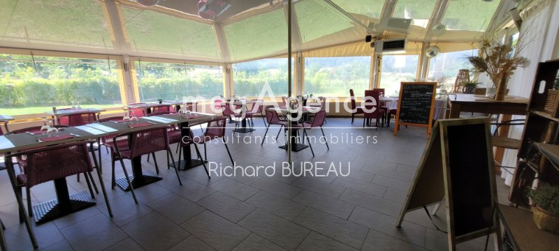 Une belle opportunité, local avec extérieur