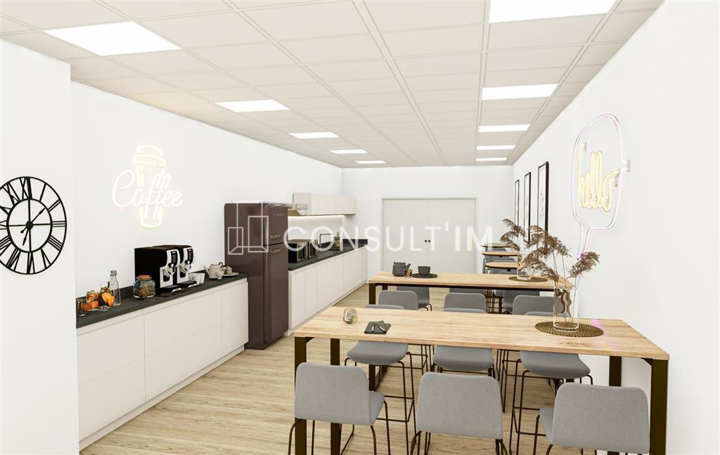 Au pied du Pont de St Cloud, surface mixte, activité-bureaux, à louer de 607m²
