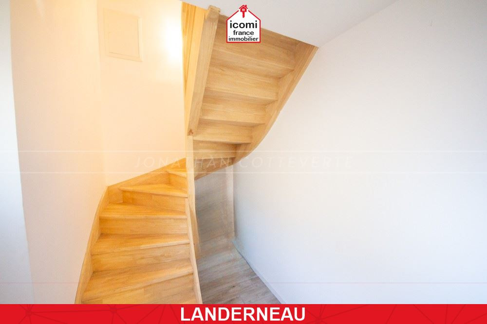 FINISTERE - Landerneau (29800) - A VENDRE - IMMEUBLE - 2 APPARTEMENTS POSSIBLE - PMR - DPE C - GRANDS VOLUMES - CENTRE VILLE - RARE