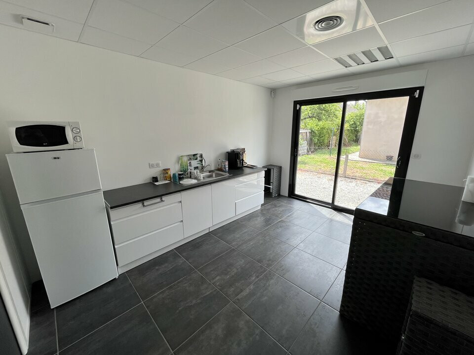BUREAUX / LOCAL PROFESSIONNEL à vendre