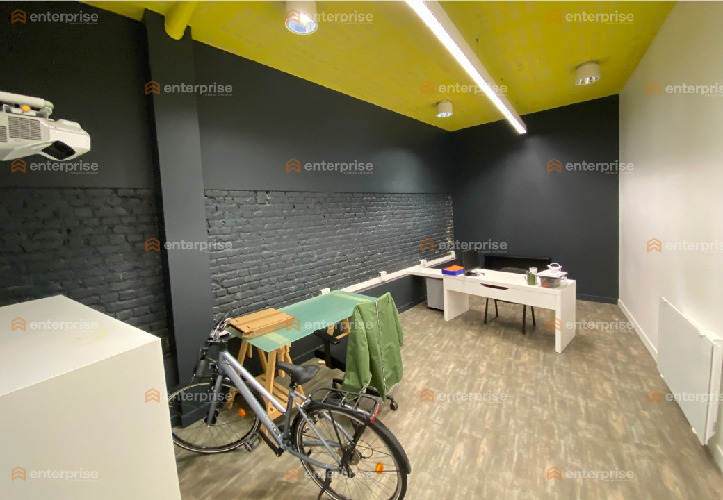 A VENDRE - BUREAUX REZ-DE-CHAUSSEE - 300M2 - LILLE HYPER CENTRE