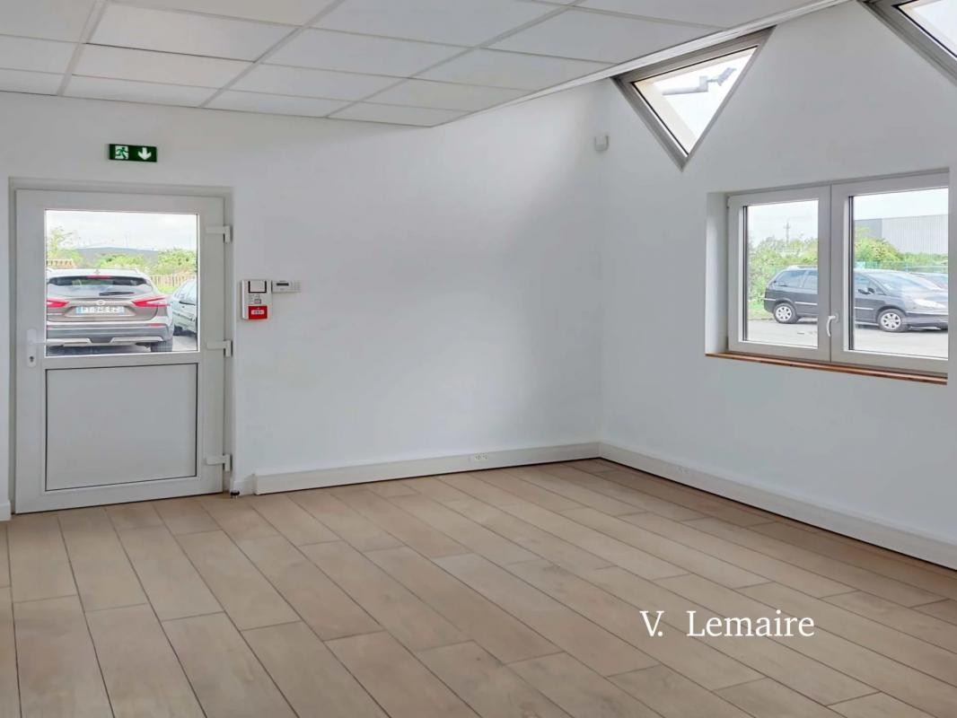 Local avec bureau rénové -  57 M2 - Meaux
