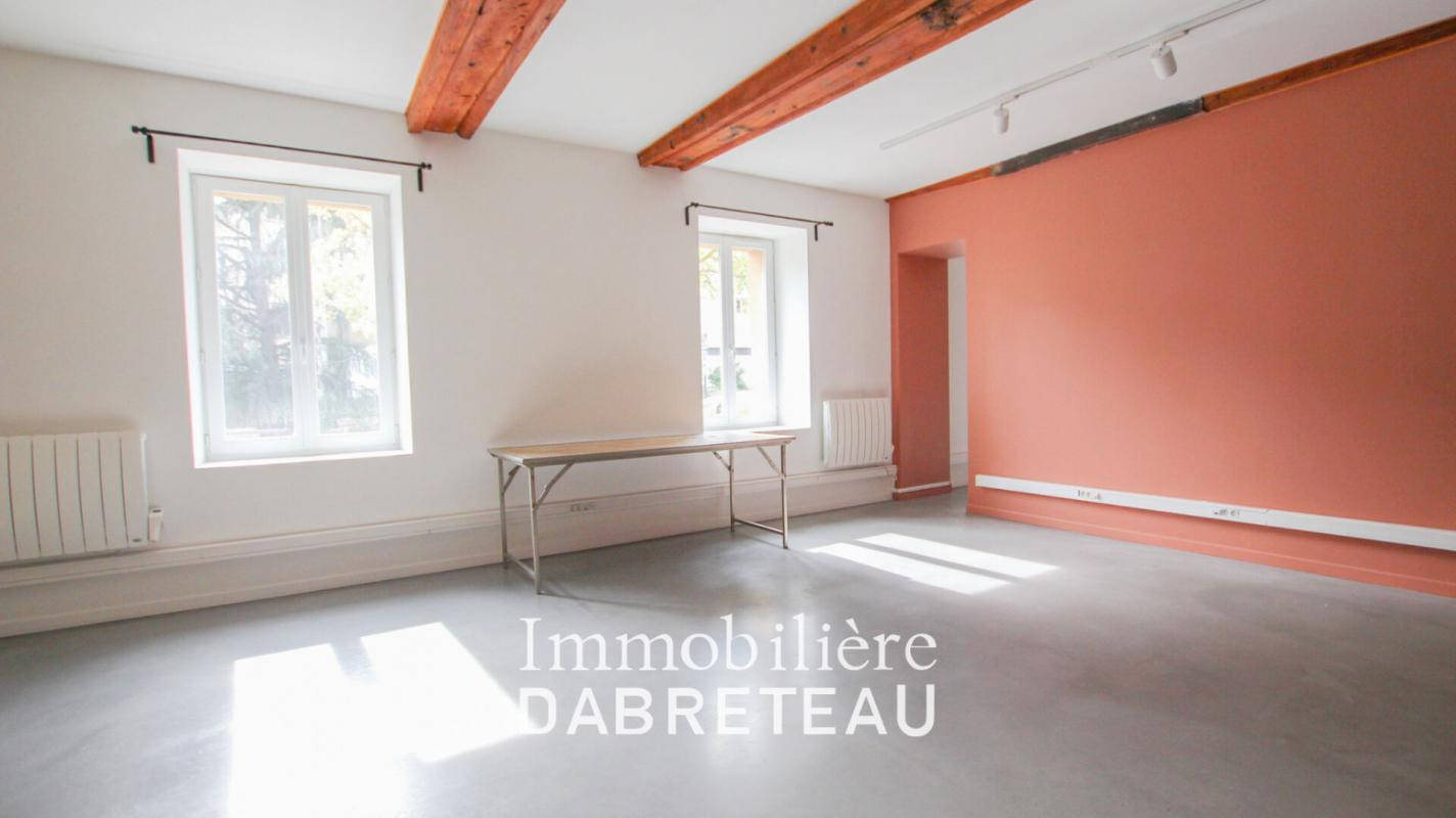 LOCAL EXCEPTIONNEL - CALUIRE