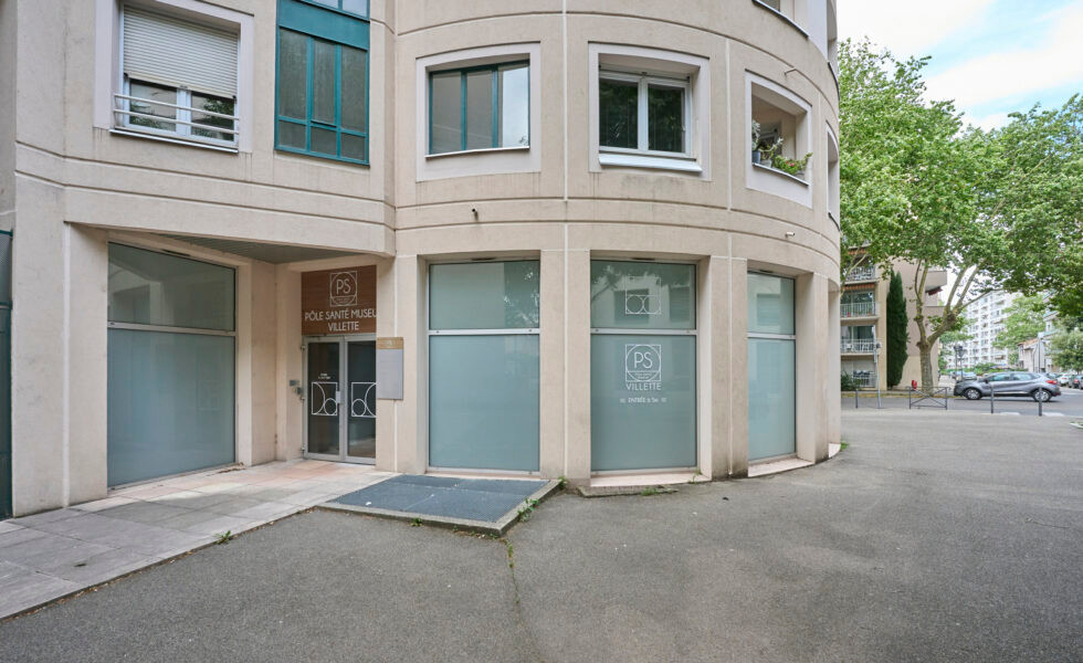 Local d'activité Lyon 207 m2