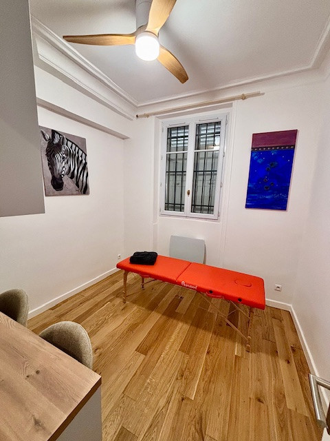 location cabinet paris 17