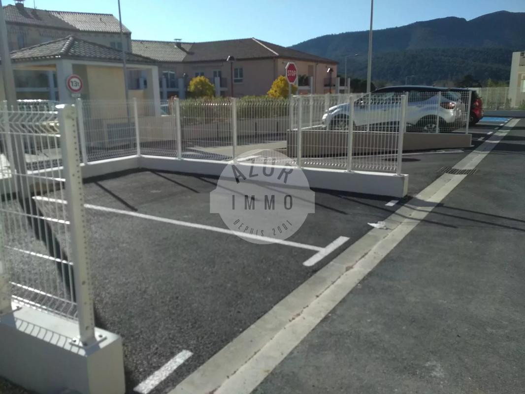 Local commercial neuf (frais notaire réduits)